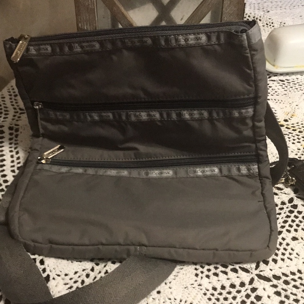 Hand bag bundle - Picture 6 of 7